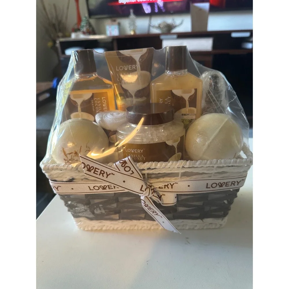 Lovery Vanilla Coconut Bath Set Gift Bubble Bath ShowerGel Body Scrub Bath Bombs